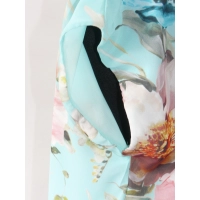 Błękitna bluzeczka dwuwarstwowa z szyfonem i kwiatami